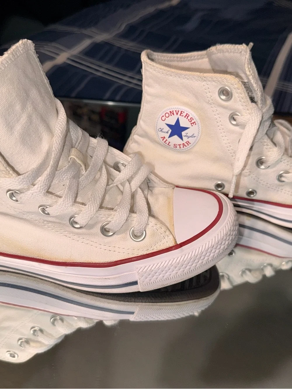 Converse white canvas